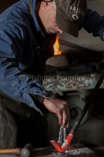 IMG_4478_PUY DE DOME (63) THIERS SAVOIR FAIRE HENRI VIALLON MEIL