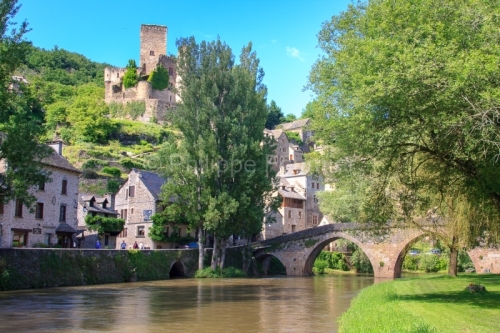 IMG_49607_AVEYRON (12) BELCASTEL LES PLUS BEAUX VILLAGE DE FRANC