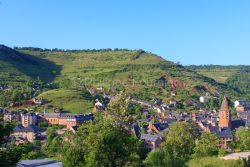IMG_49677_AVEYRON (12) MARCILLAC VALLON VUE DU VILLAGE