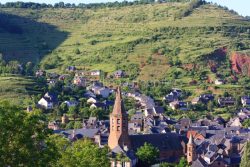 IMG_49692_AVEYRON (12) MARCILLAC VALLON VUE DU VILLAGE