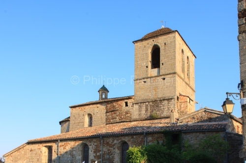 IMG_51876_ARDECHE (07) VINEZAC VILLAGE DE CARACTERE L'éGLISE RO