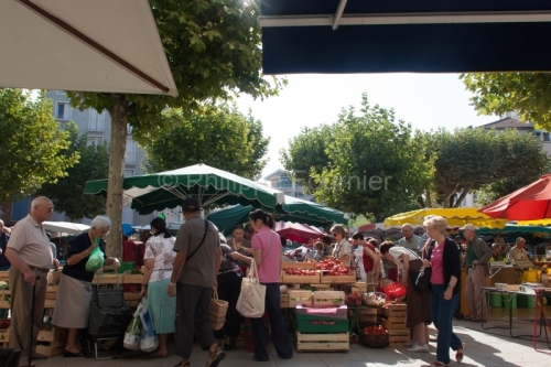 IMG_58298_Drôme (26) Valence JOUR DE MARCHE place des Ormeaux