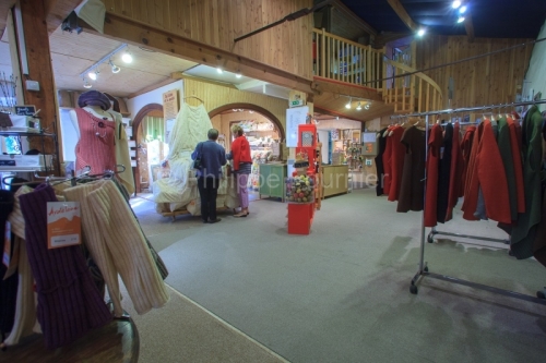 IMG_93814_ESPACE BOUTIQUE ARDELAINE SAINT PIERREVILLE ARDECHE 07