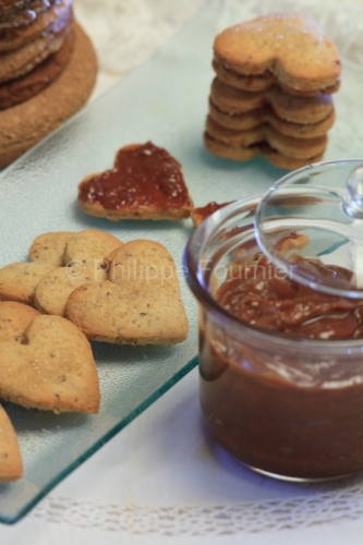 IMG_94156_PETIT SABLE PETIT CŒUR AU PRALIN DE CHATAIGNES 
LA C