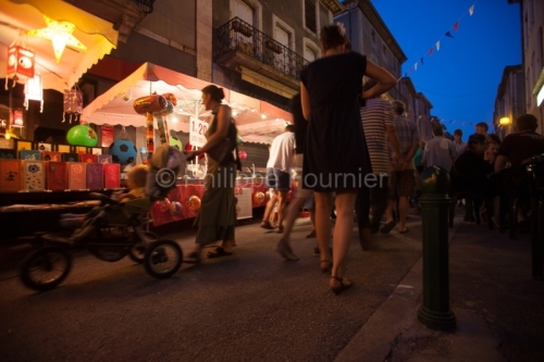 IMG_0208111075_ARDECHE (07) VILLENEUVE DE BERG MARCHé NOCTURNE,