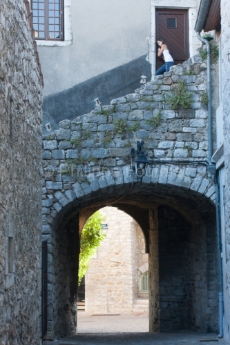 IMG_050811600_ENFANTS_RUELLE VOUTEE RUOMS ARDECHE 07