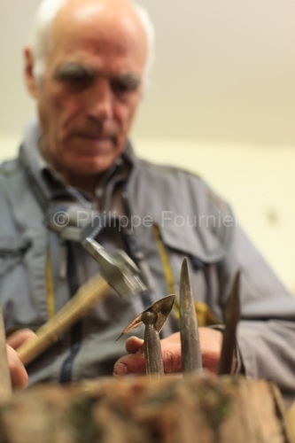 IMG_0707010378_MARTELAGE ATELIER CLAUDE VERNET BIJOUX MEZILHAC A