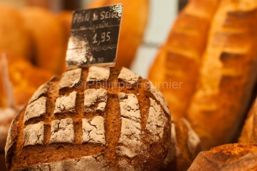 IMG_2127_Ardeche (07) Aubenas Boulangerie Louis Martin, pain de
