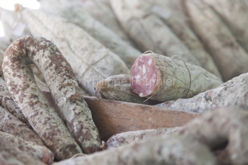 IMG_3407_Ardeche (07) agroalimentaire saucissons de l'Ardèche