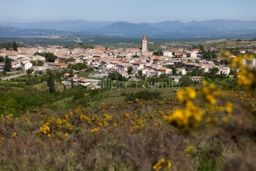 IMG_12050428_ARDECHE (07) VILLENEUVE DE BERG