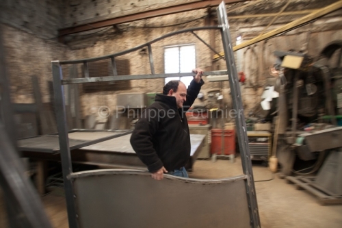 IMG_COSXXXXXX_Ardeche (07) baix corporate georges robles atelier