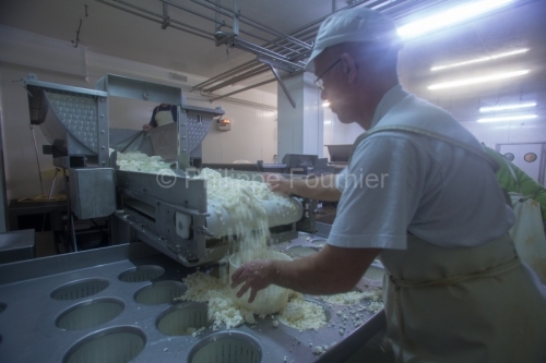 IMG_13024196_ARDECHE (07) COUCOURON FROMAGERIE DE COUCOURON LAIT