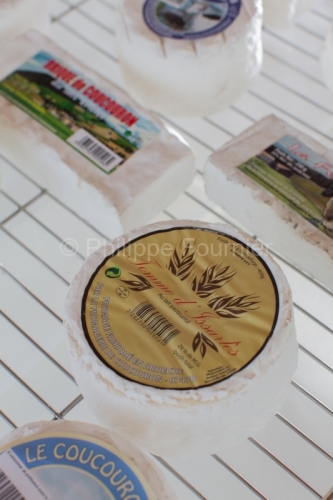 IMG_13024313_ARDECHE (07) COUCOURON FROMAGERIE DE COUCOURON FROM
