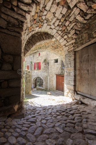 IMG_13046076_Ardeche (07) labeaume village de caractere ruelle c