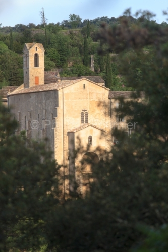 IMG_13060509_EGLISE LAGORCE ARDECHE 07
