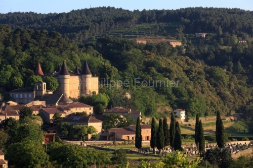 IMG_13061047_ARDECHE (07) CHAMBONAS CHATEAU ET VILLAGE