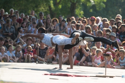 IMG_13071460_CIE EL NUCLEO FESTIVAL D'ALBA LA ROMAINE ARDECHE 07