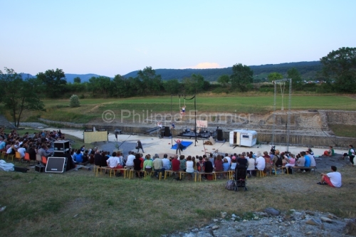 IMG_13071530_MAD IN FINLAND THEATRE ANTIQUE FESTIVAL D'ALBA LA R