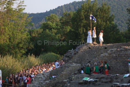 IMG_13071584_PUBLIC CIE MAD IN FINLAND THEATRE ANTIQUE FESTIVAL