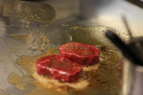 IMG_1411493_DROME (26) CREST COUP DE FEU EN CUISINE CUISSON A LA