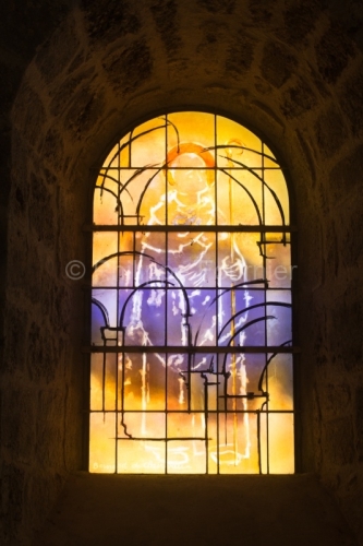 IMG_15070789_ARDECHE (07) MAZAN L'ABBAYE VIERGE à L'ENFANT VITR