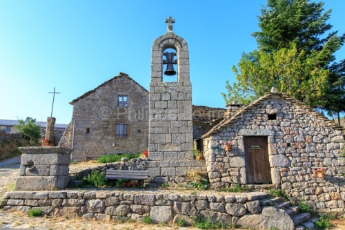 IMG_15083514_LOZERE (48) SAINT ETIENNE DU VALDONNEZ COUPLE EN RA