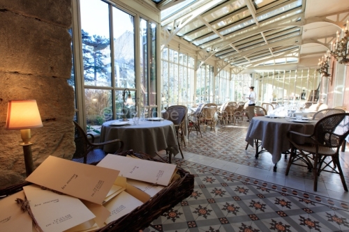 IMG_16010214_DROME (26) GRIGNAN LE CLAIR DE LA PLUME SALLE DE RE