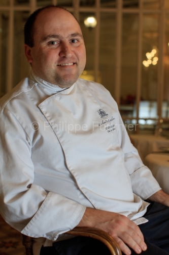 IMG_16010789_DROME (26) GRIGNAN LE CLAIR DE LA PLUME portrait du