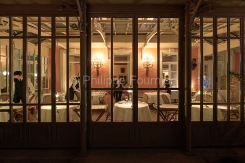 IMG_16010885_DROME (26) GRIGNAN LE CLAIR DE LA PLUME SALLE DE RE