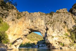 IMG_16041724_Ardèche (07) vallon pont d'arc réserve naturelle