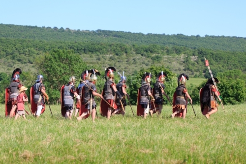 IMG_16053490_ARDECHE (07) ALBA LA ROMAINE LEGIONNAIRE ROMAIN NUI