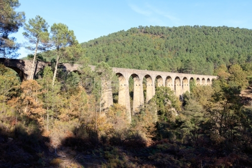 IMG_16103236_Ardèche (07) banne patrimoine viaduc du doulovy