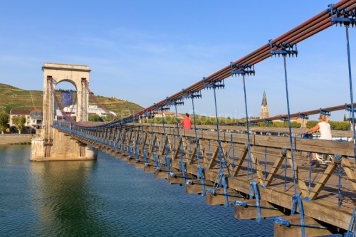 IMG_17086060_Ardeche (07) tournon sur rhone passerelle marc segu