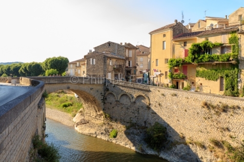 IMG_18060874_Vaucluse (84)  Vaison La Romaine Pont Romain La Riv