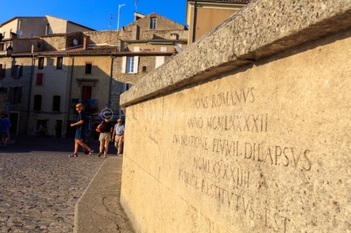 IMG_18060915_Vaucluse (84)  Vaison La Romaine Pont Romain