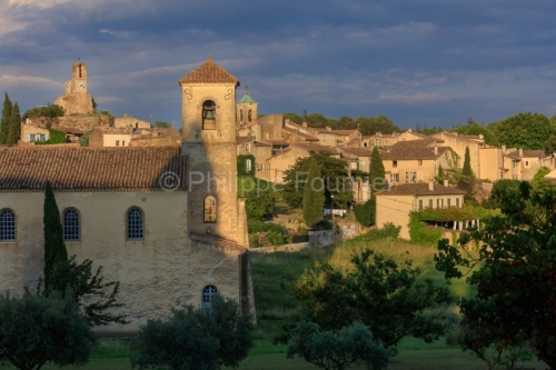 IMG_18068422_VAUCLUSE (84)  LOURMARIN LE VILLAGE LES CLOCHERS LE