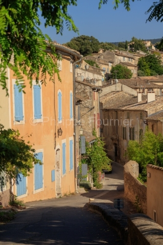 IMG_18069024_VAUCLUSE (84)  MéNERBES VILLAGE PERCHé FAçADE DE