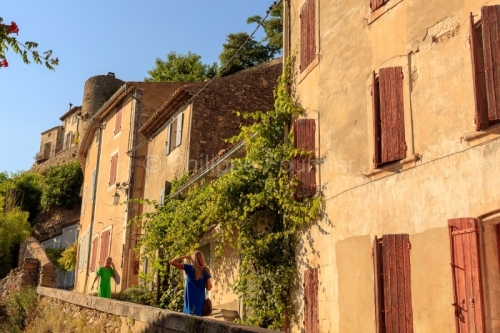 IMG_18069056_VAUCLUSE (84)  MéNERBES VILLAGE PERCHé FAçADE DE