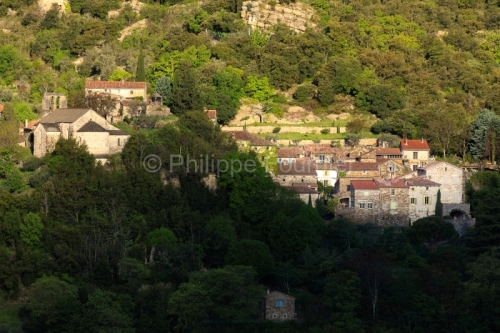 IMG_19043093_Ardeche (07) naves village de caractere