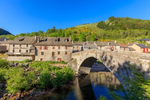 IMG_19066765_LOZèRE (48) PONT DE MONTVERT SUD MONT LOZèRE PARC NATIONAL DES CéVENNES LE VILLAGE, CHEMIN DE STEVENSON LE PONT SUR LE TARN