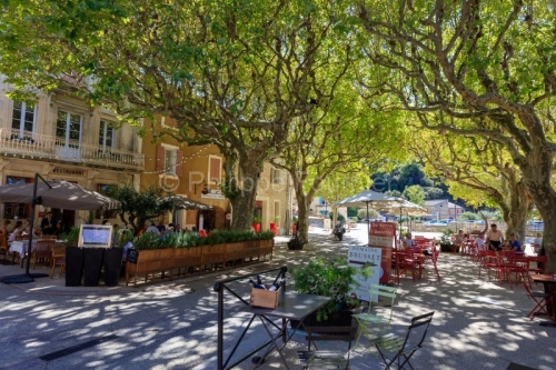 IMG_1909121202_Vaucluse (84) Gigondas Ville et Village  Terrasse