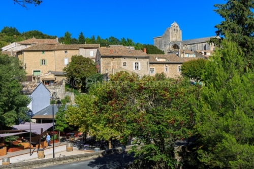 IMG_1909195131_drôme (26)  saint restitut ville et village egli