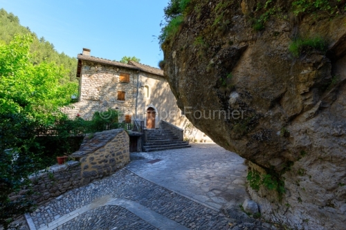 IMG_1906241193_Lozère (48) Castelbouc Gorges du Tarn le village