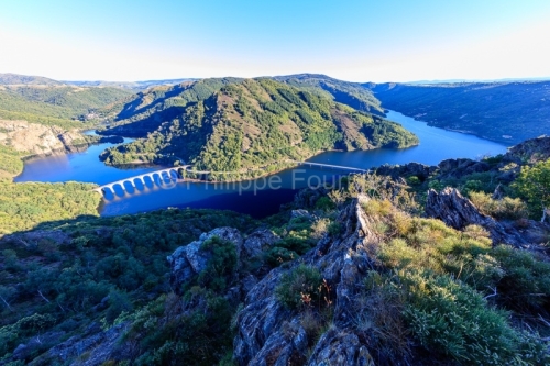 IMG_1906301148_Lozère (48)  Villefort Lac de Villefort panorama
