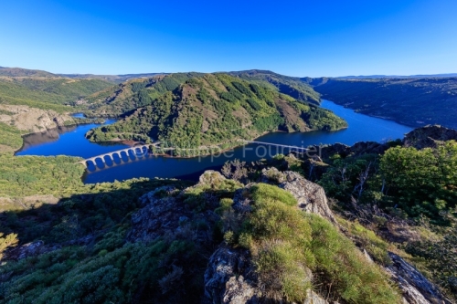 IMG_1906301247_Lozère (48)  Villefort Lac de Villefort panorama