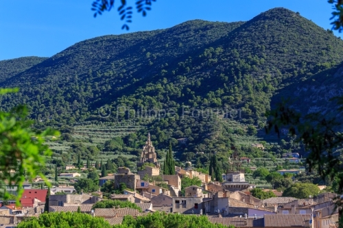 IMG_1907051423_Drôme (26)  Nyons Campanile Habitat Traditionnel Tour Randonne