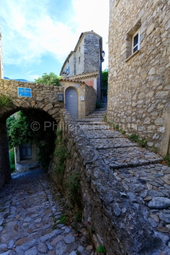 IMG_1907061955_Vaucluse (84)  Brantes Villages perchés, les rue