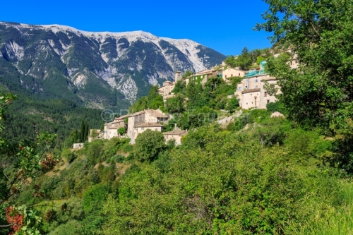 IMG_1907092524_Vaucluse (84)  Brantes Villages perchés, cycloto
