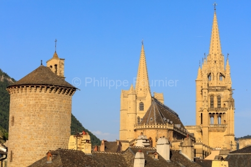 IMG_1907315689_Lozère (48) Mende Patrimoine La tour des pénite