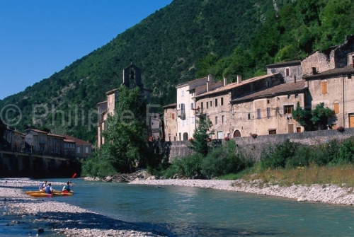 IMG_261371_drome (26)  pontaix kayak sur la rivière drôme le v
